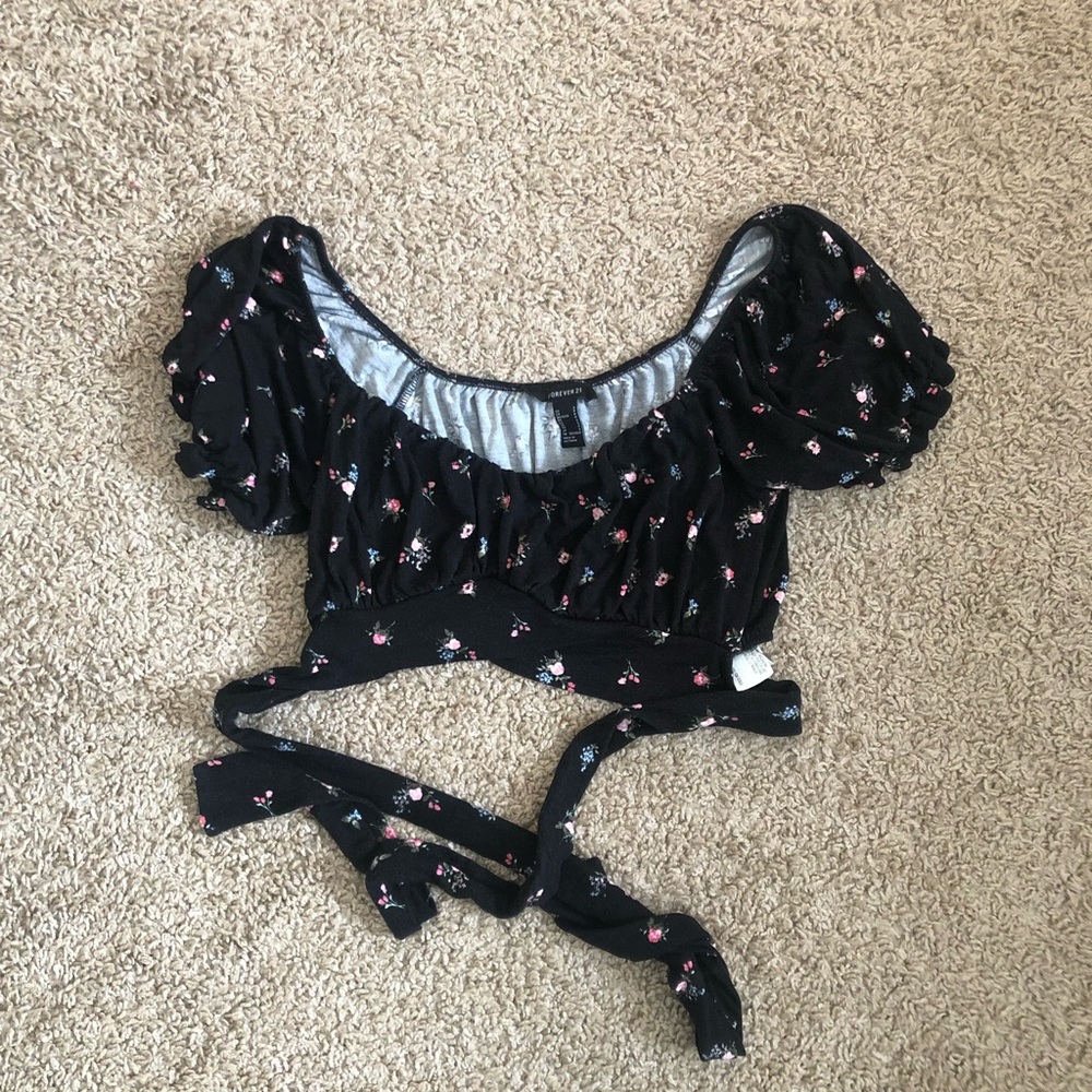 Forever 21 Black Floral Wrap Top Small